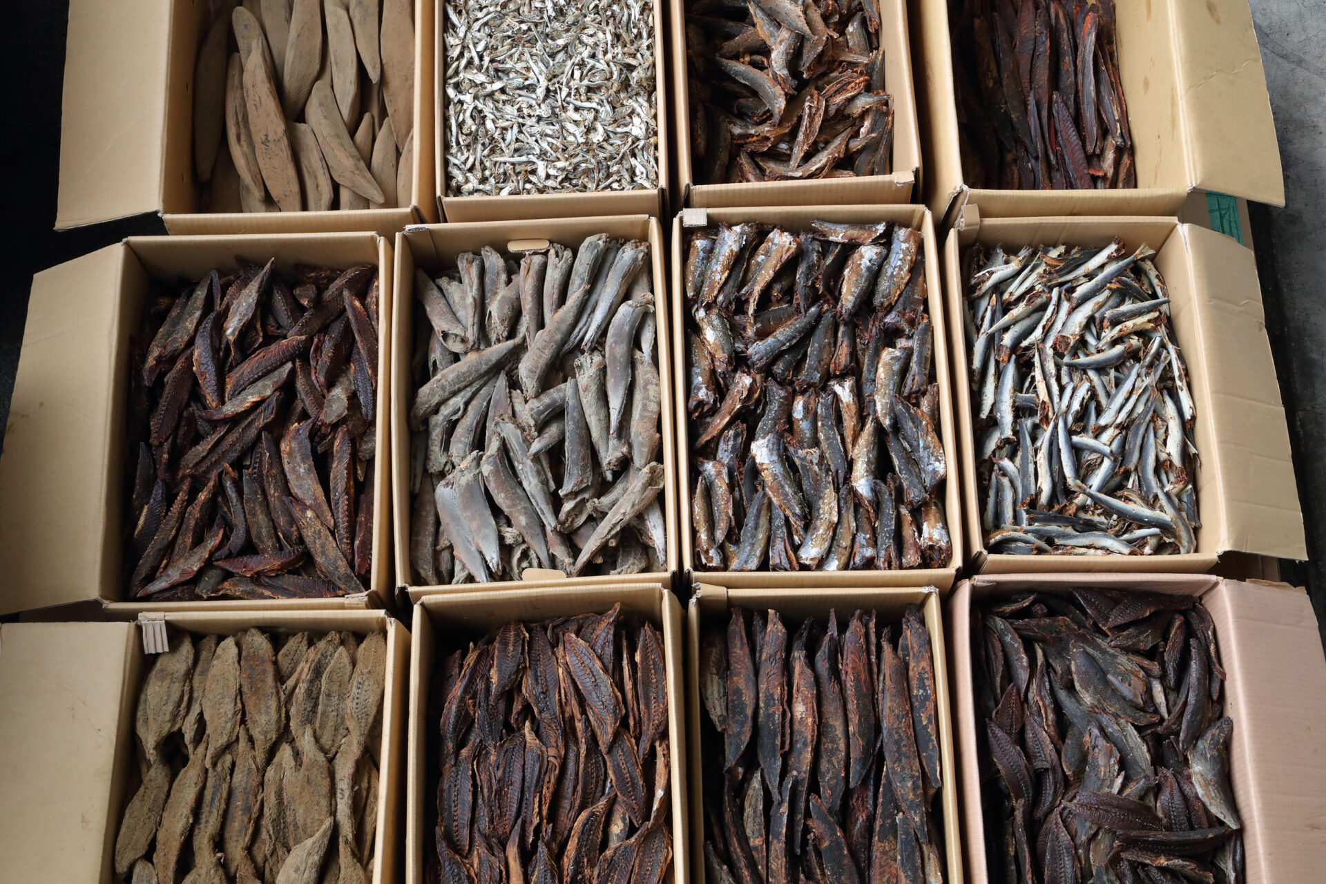 Stable supply of a wide range of raw materials