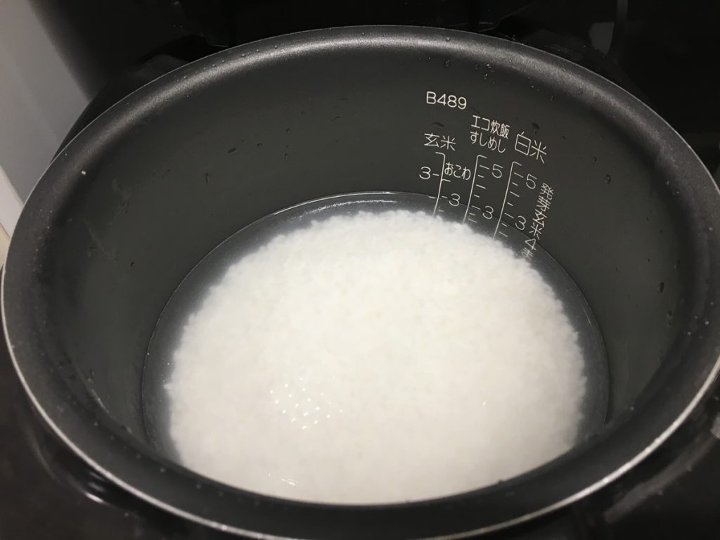 【ご飯の炊き方】炊飯器・鍋・土鍋の使い方と美味しくする10のコツ 【ご飯の炊き方】炊飯器・鍋・土鍋の使い方と美味しくする10のコツ