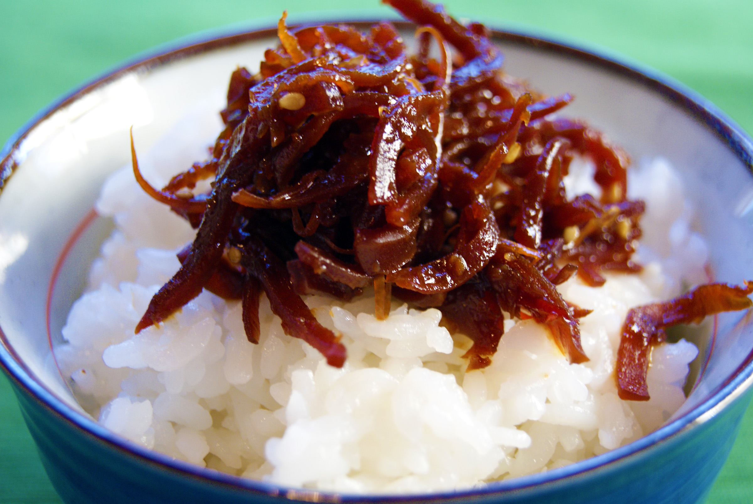 佃煮とは小魚などを甘辛く煮詰めた料理 和食のプロが徹底解説します